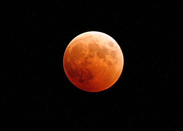 lunar eclipse 767808 640